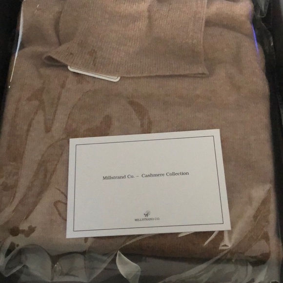 Millstrand Company Cashmere Sweater Woman’s - Picture 3 of 7